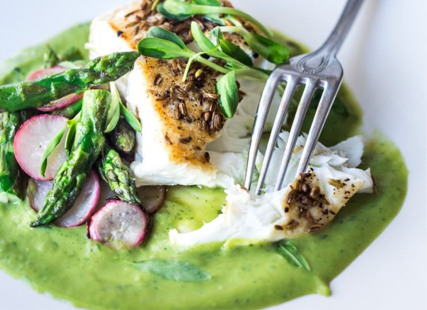 Fennel Crusted Halibut With Asparagus Sauce